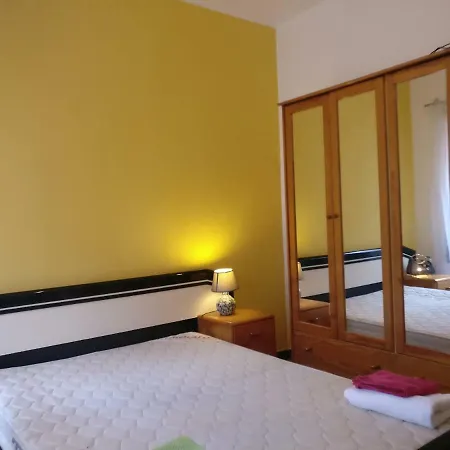 Affittacamere Casa Da *